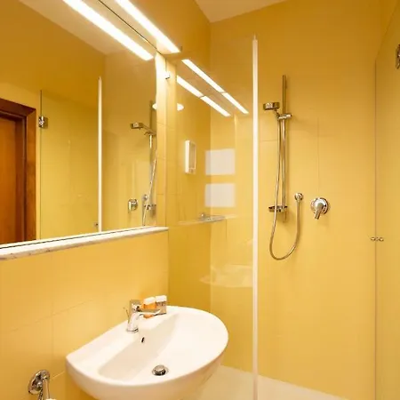 Por Santa Maria Apartment *